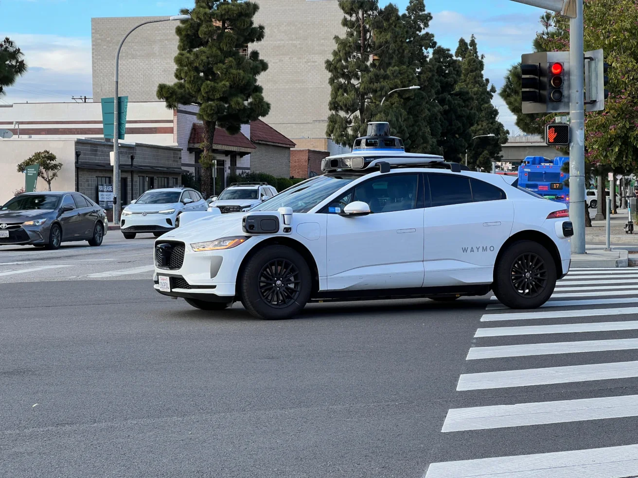 Waymo & Self-Driving Car Accident Attorneys in IL, CO, MN & OH